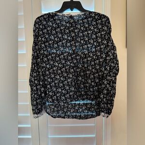 Madewell Black Floral Button Front Top Size Small